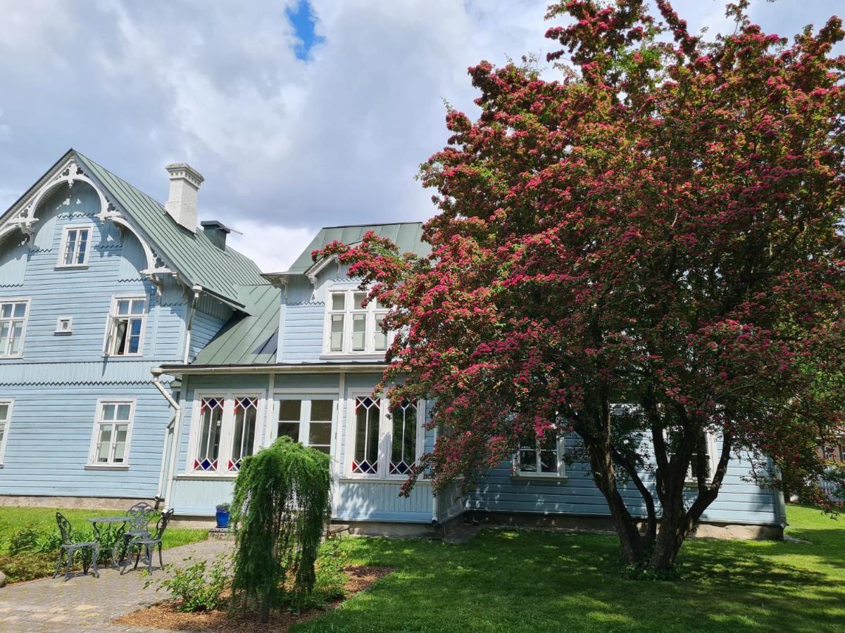 Lahe Guesthouse Haapsalu Exterior foto